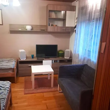 In - Gorski Kotar 43959 Delnice