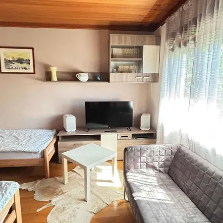 In - Gorski Kotar 43959 デルニツェ